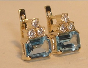 Ювелирные украшения с бриллиантами